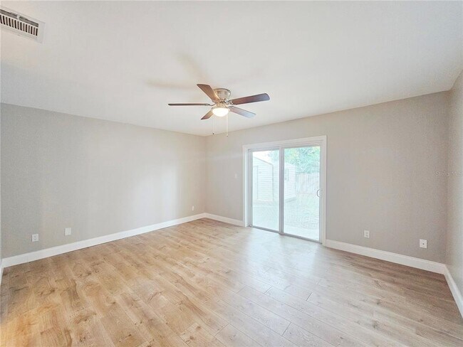 Building Photo - 8935 Esguerra Ln