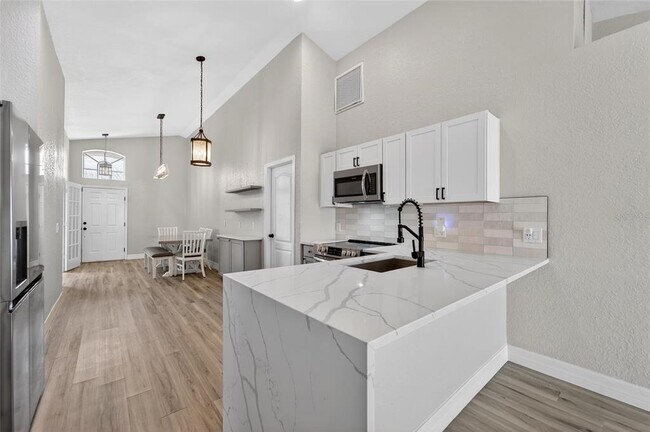 Building Photo - 523 Napa Valley Cir