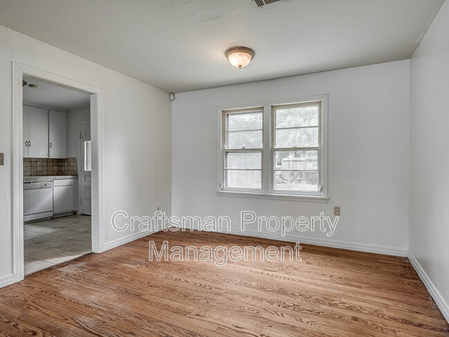 Building Photo - 1711 Brighton Ave