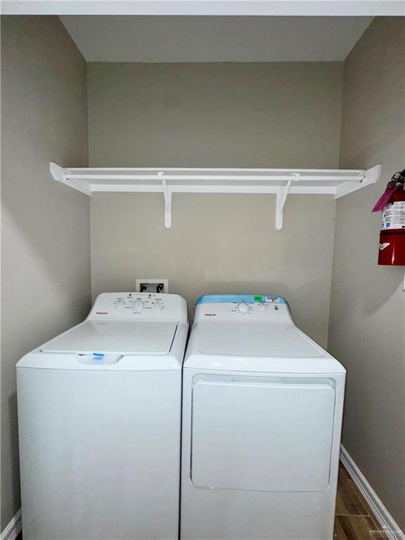 Building Photo - 22 Sparrow Rd