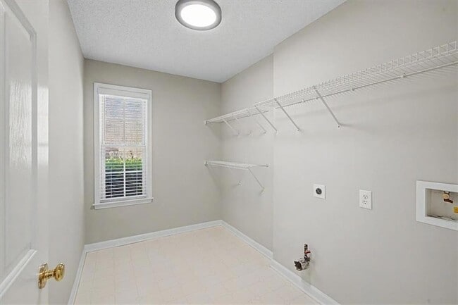 Building Photo - 400 Stambridge Ct