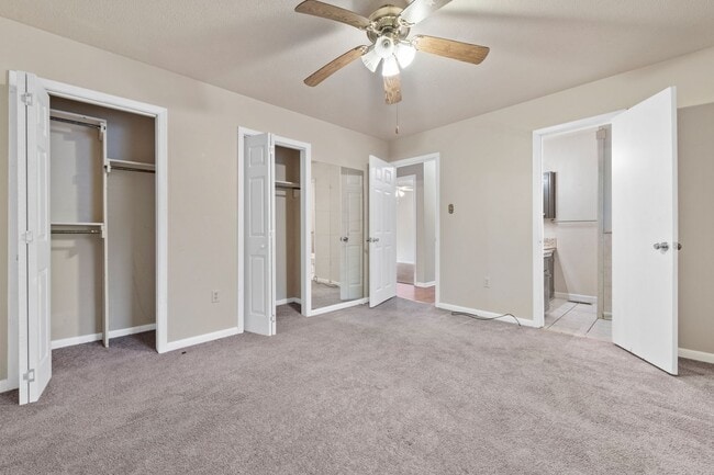 Building Photo - Indianhead Lakes Rental!