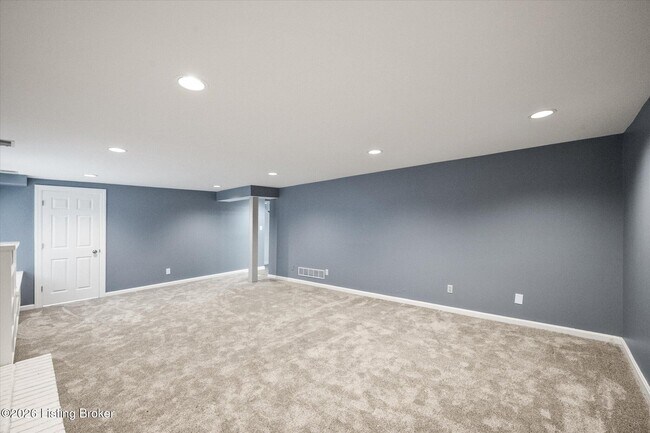 Building Photo - 7008 Foxcroft Pl