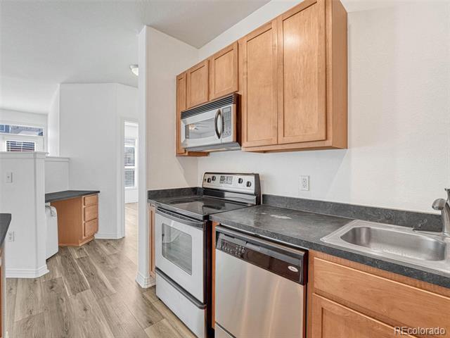 Building Photo - 10176 Park Meadows Dr