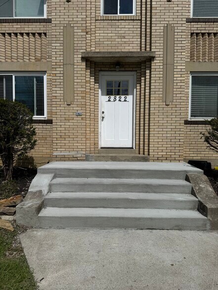 Building Photo - 2822 Lawndale Ave