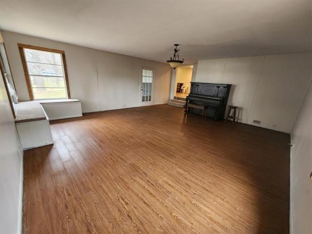 Building Photo - 1506 Mitchell Dr