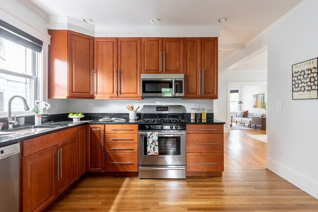 Building Photo - 59 Conwell Ave