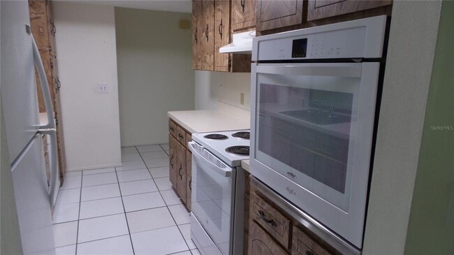Building Photo - 1286 Golden Oak Dr