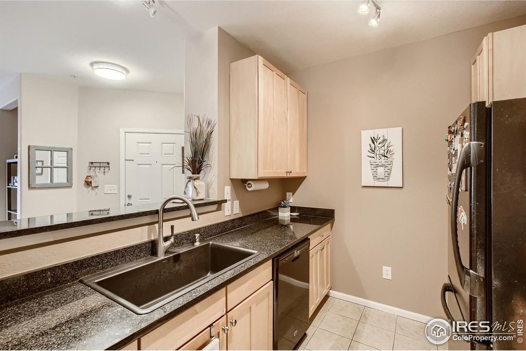 Building Photo - 3035 Blue Sky Cir