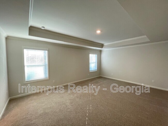 Building Photo - 44 Garnet Dr