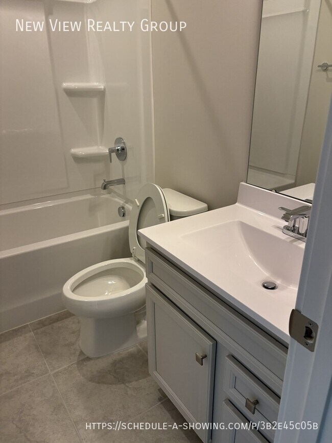 Building Photo - 7637 Griffins Gate Dr SW