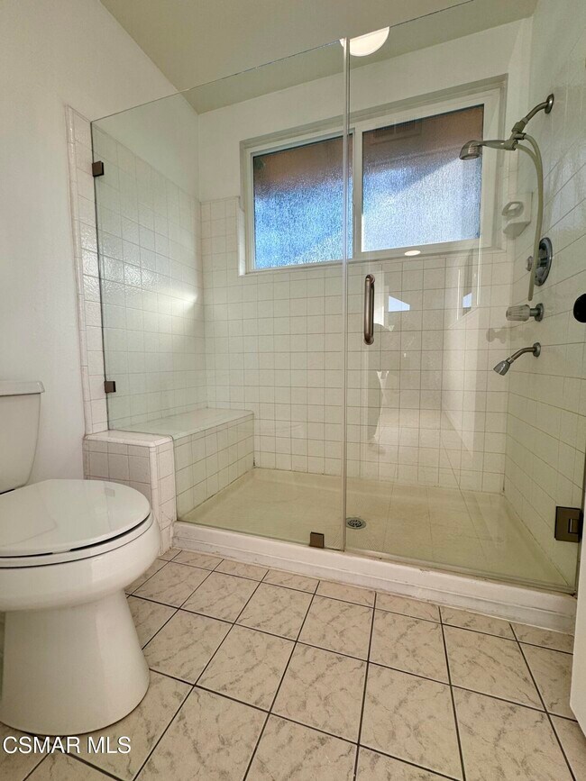 Building Photo - 3362 Blue Ridge Ct
