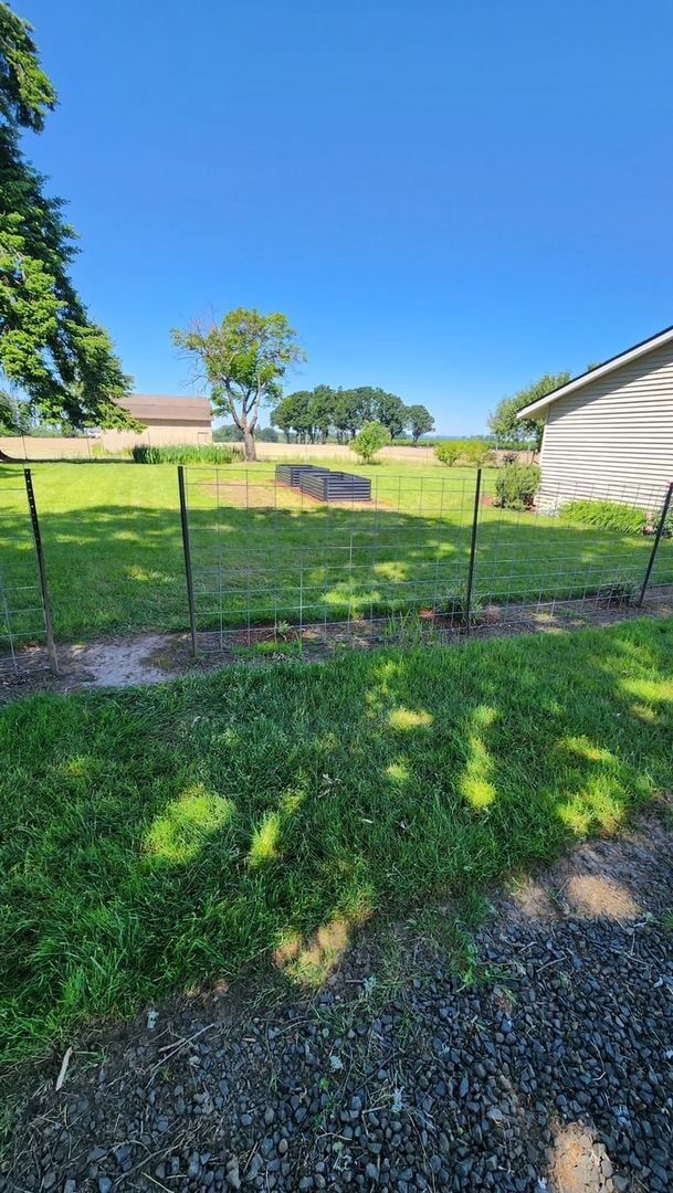 Building Photo - Molalla Country Home
