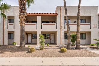 Building Photo - Tucson Apartment for Rent – Gated Communit...