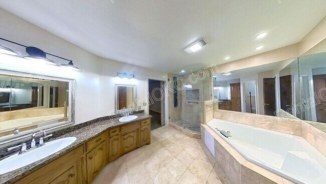 Building Photo - Spacious Edmond 4-Bed, 3-Bath Home with Storm Shelter