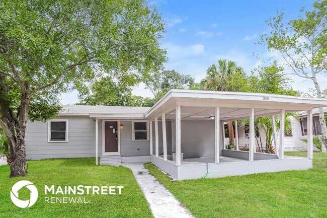 Primary Photo - 1480 Park St