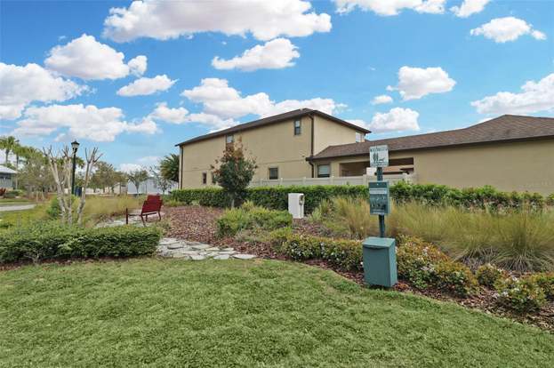 Building Photo - 28423 Pleasant Bay Lp