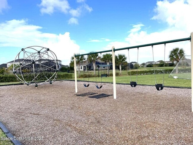 Building Photo - 2831 Casterton Dr