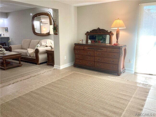 Building Photo - 11449 W Bayshore Dr