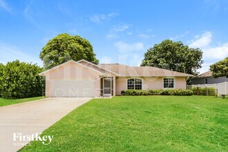 Building Photo - 2514 SW Monterrey Ln