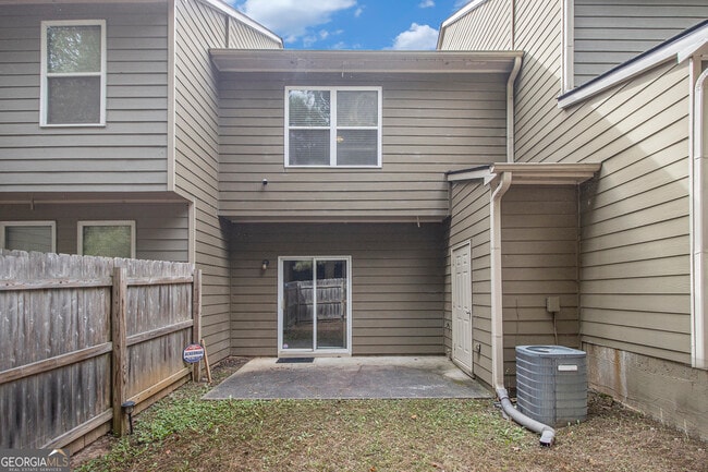 Building Photo - 1509 Bayrose Cir