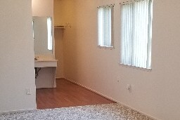 Building Photo - 1529 Cambridge Ave