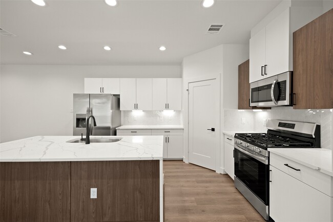 Building Photo - 2635 Aruba Bnd Dr