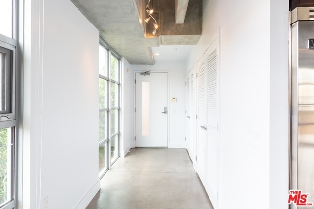 Building Photo - 4141 Glencoe Ave