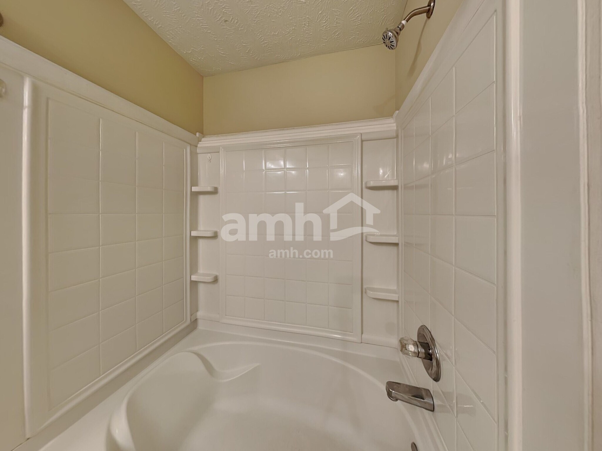 Building Photo - 1428 Westview Dr