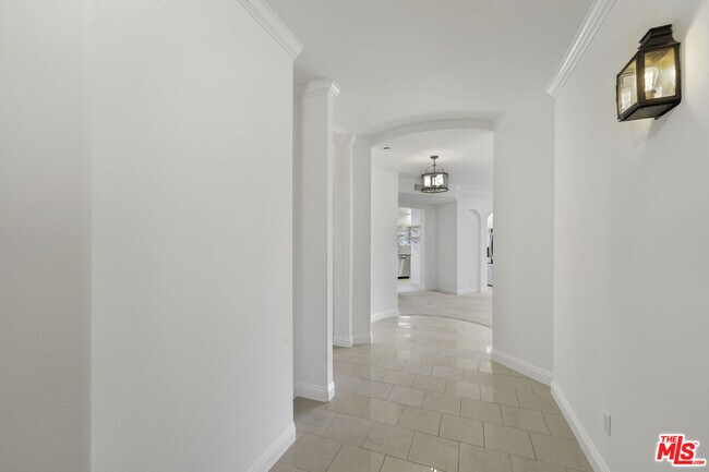 Building Photo - 1820 Benecia Ave
