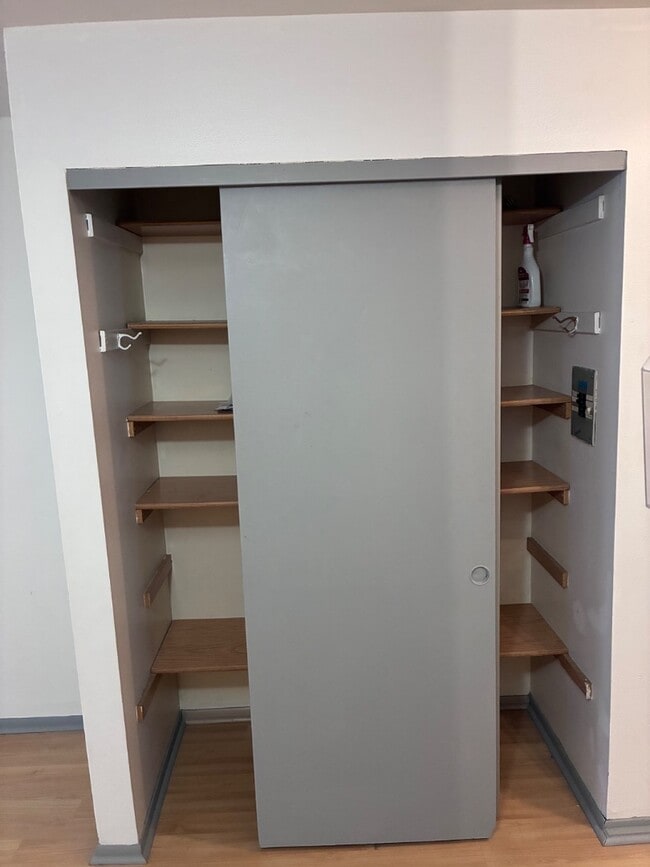 Building Photo - 2222 E Belleview Pl