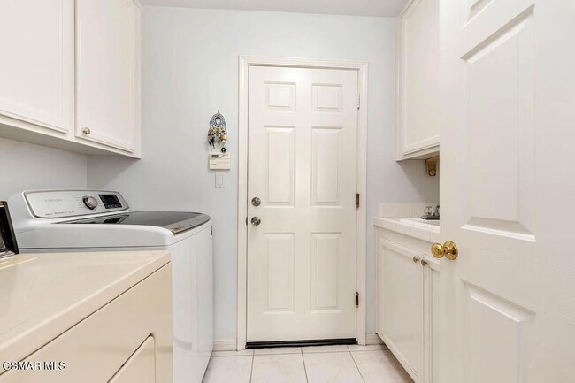 Building Photo - 3124 Woodgreen Ct