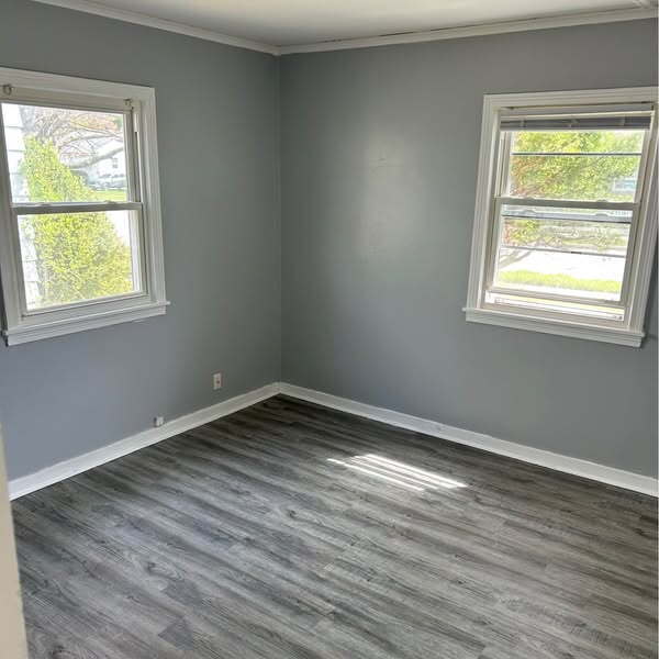 Building Photo - Nice 2 Bedroom 1 Bath Single Family on a Q...