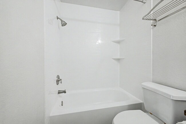 Building Photo - 5995 N 78th St