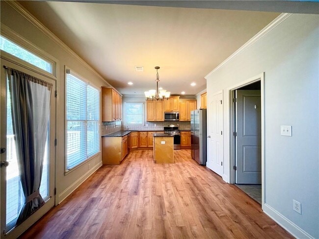 Building Photo - 2620 Village Chase Dr NW