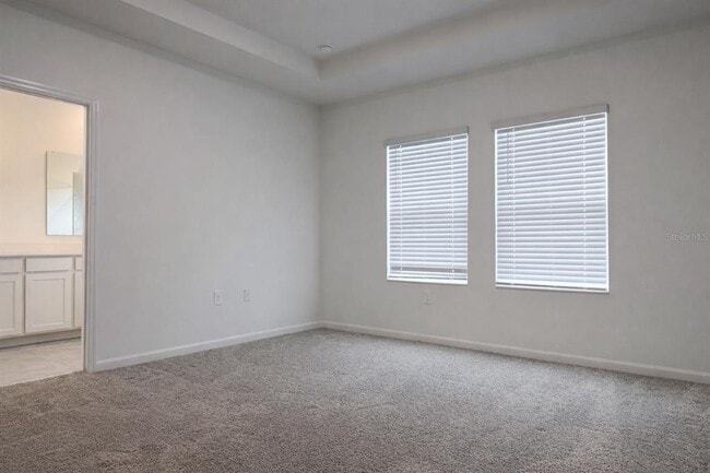 Building Photo - 2950 Savoir Ave