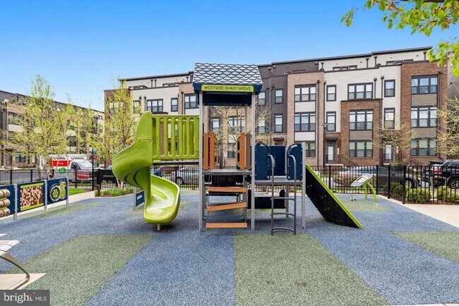 Building Photo - 8178 Red Hook St