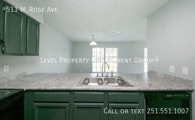 Building Photo - 513 W Rose Ave