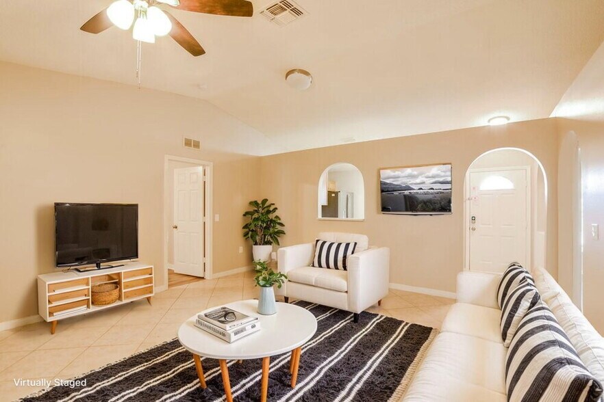 Building Photo - 4709 Fiske Cir