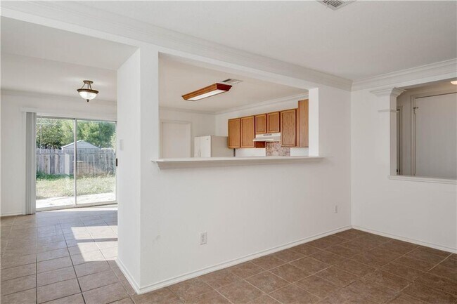 Building Photo - 13316 Thome Valley Dr