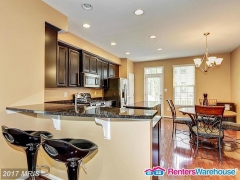 Building Photo - 7303 Old Calvary Rd