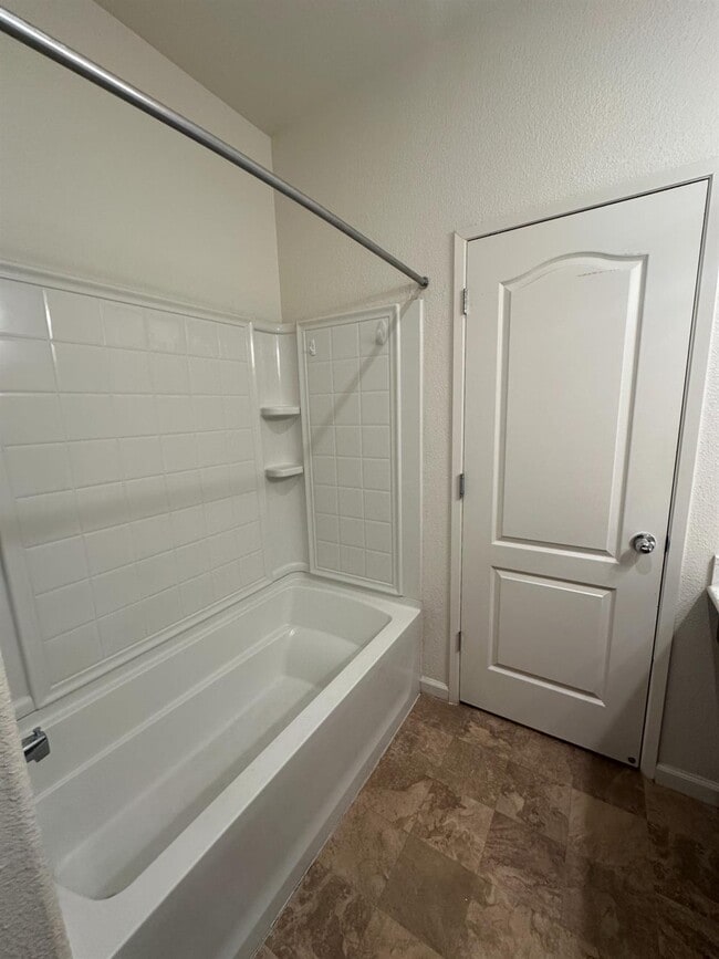 Building Photo - 5448 E Laurite Ave