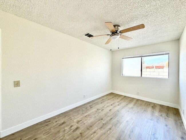 Building Photo - 66738 Taco Way