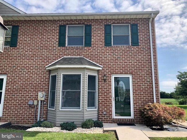 Building Photo - 16 Colonial Dr