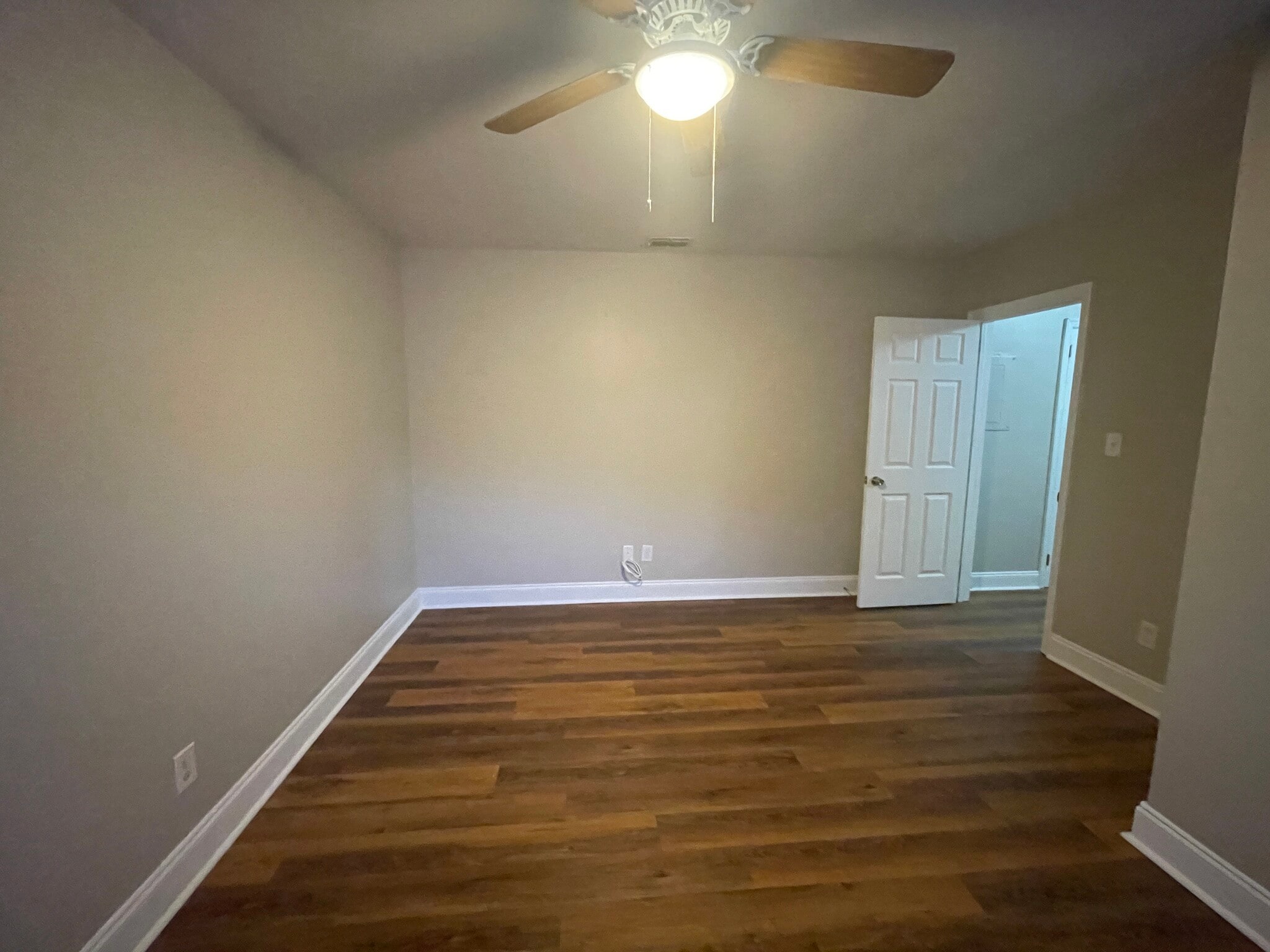 Bedroom 1 - 124 W 4th Ave