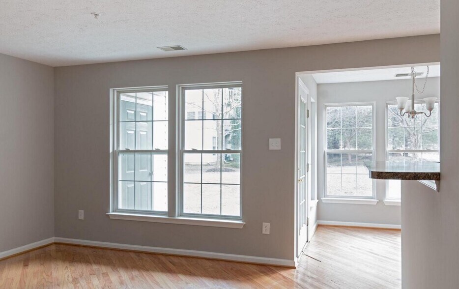 Building Photo - 9745 Reese Farm Rd