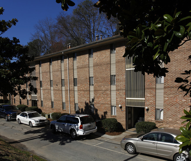 Building Photo - Buford Towne Apartments