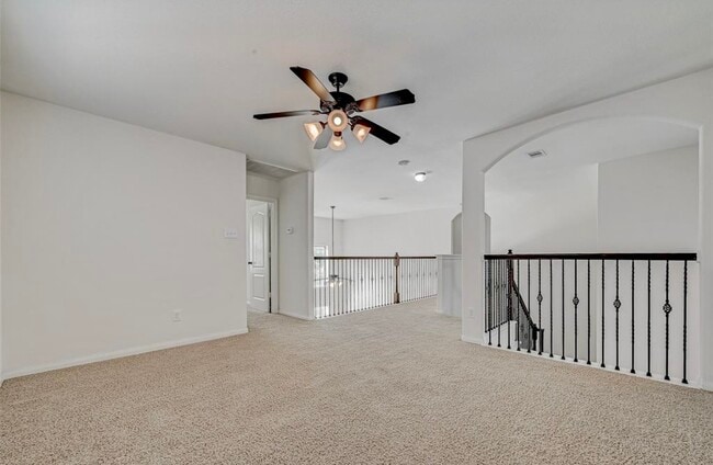 Building Photo - 11 Sagamore Ridge Pl