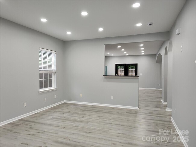Building Photo - 469 Laurel Fork Dr