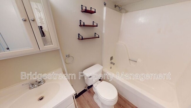 Building Photo - 1431 Minstrel Dr